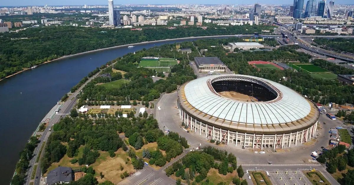 Детали фасада Лужников